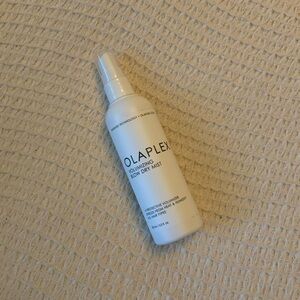 New Olaplex Volumizing Blow Dry Mist and Hair Heat Protectant
